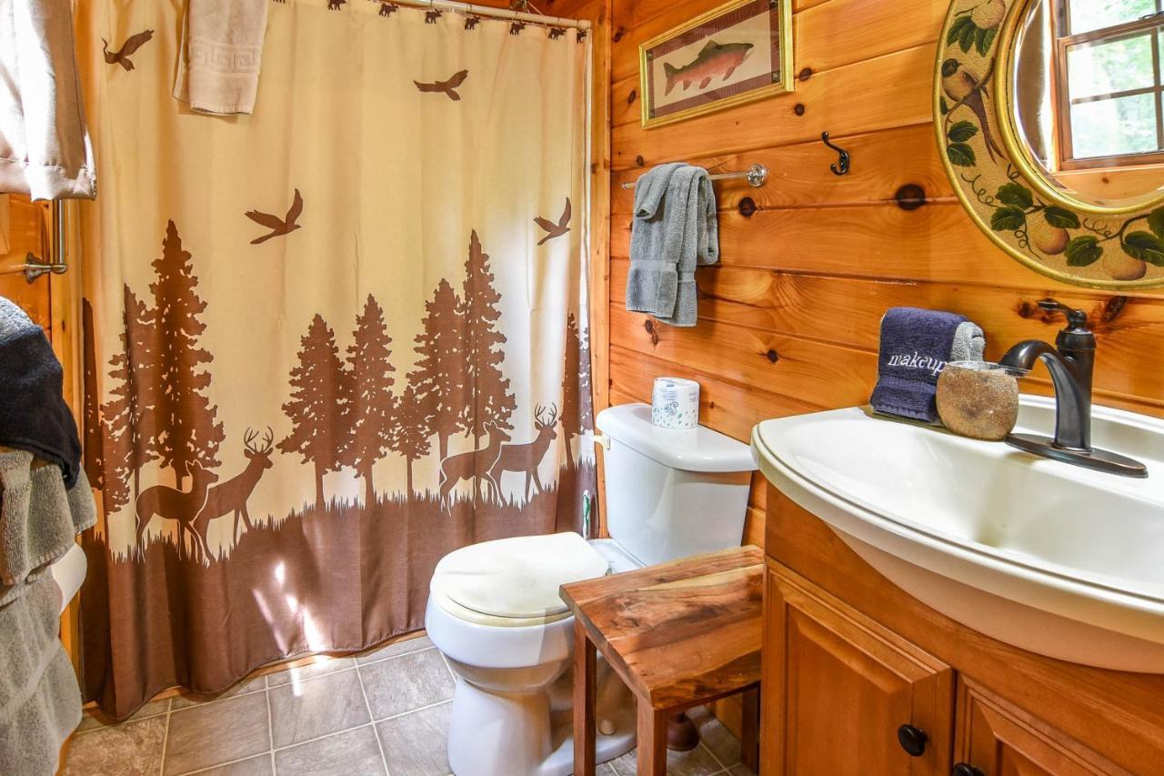 Permanent Vacation-Private Honeymoon Cabin With Hot Tub Sevierville Luaran gambar