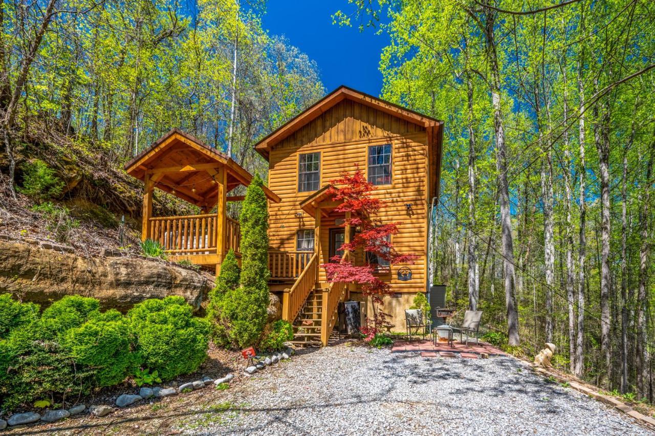 Permanent Vacation-Private Honeymoon Cabin With Hot Tub Sevierville Luaran gambar