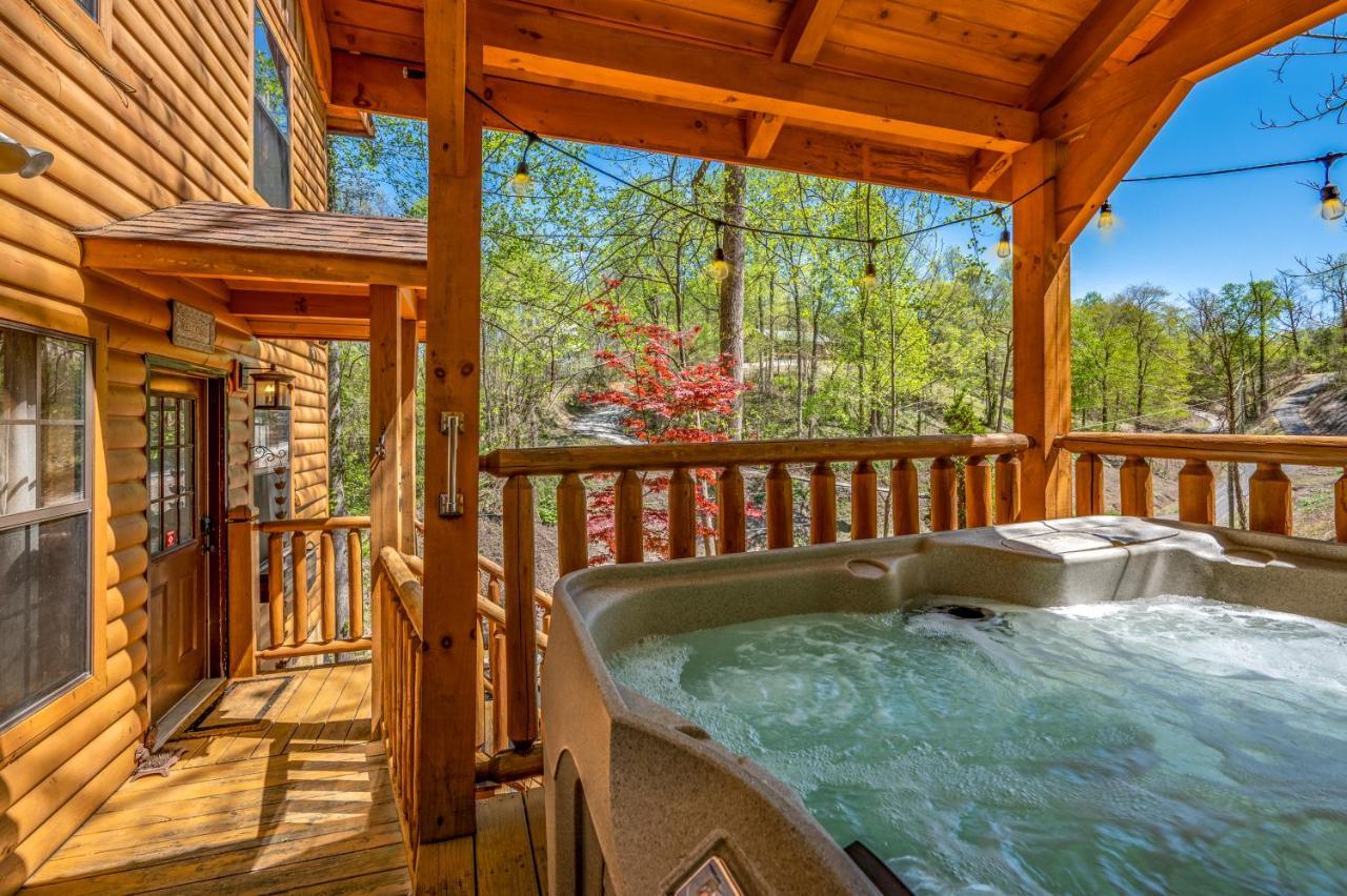 Permanent Vacation-Private Honeymoon Cabin With Hot Tub Sevierville Luaran gambar