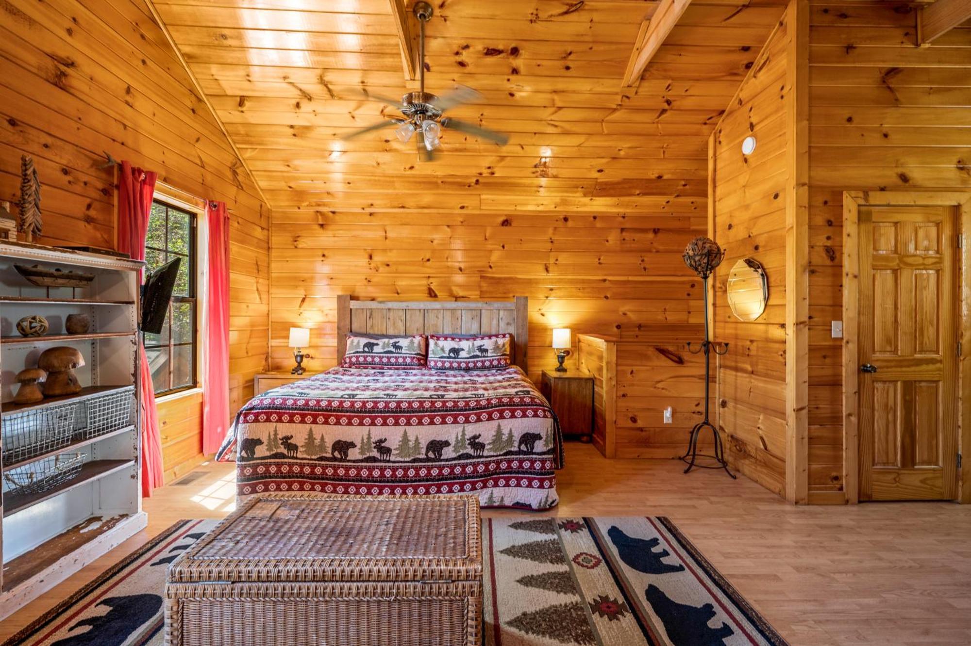 Permanent Vacation-Private Honeymoon Cabin With Hot Tub Sevierville Luaran gambar