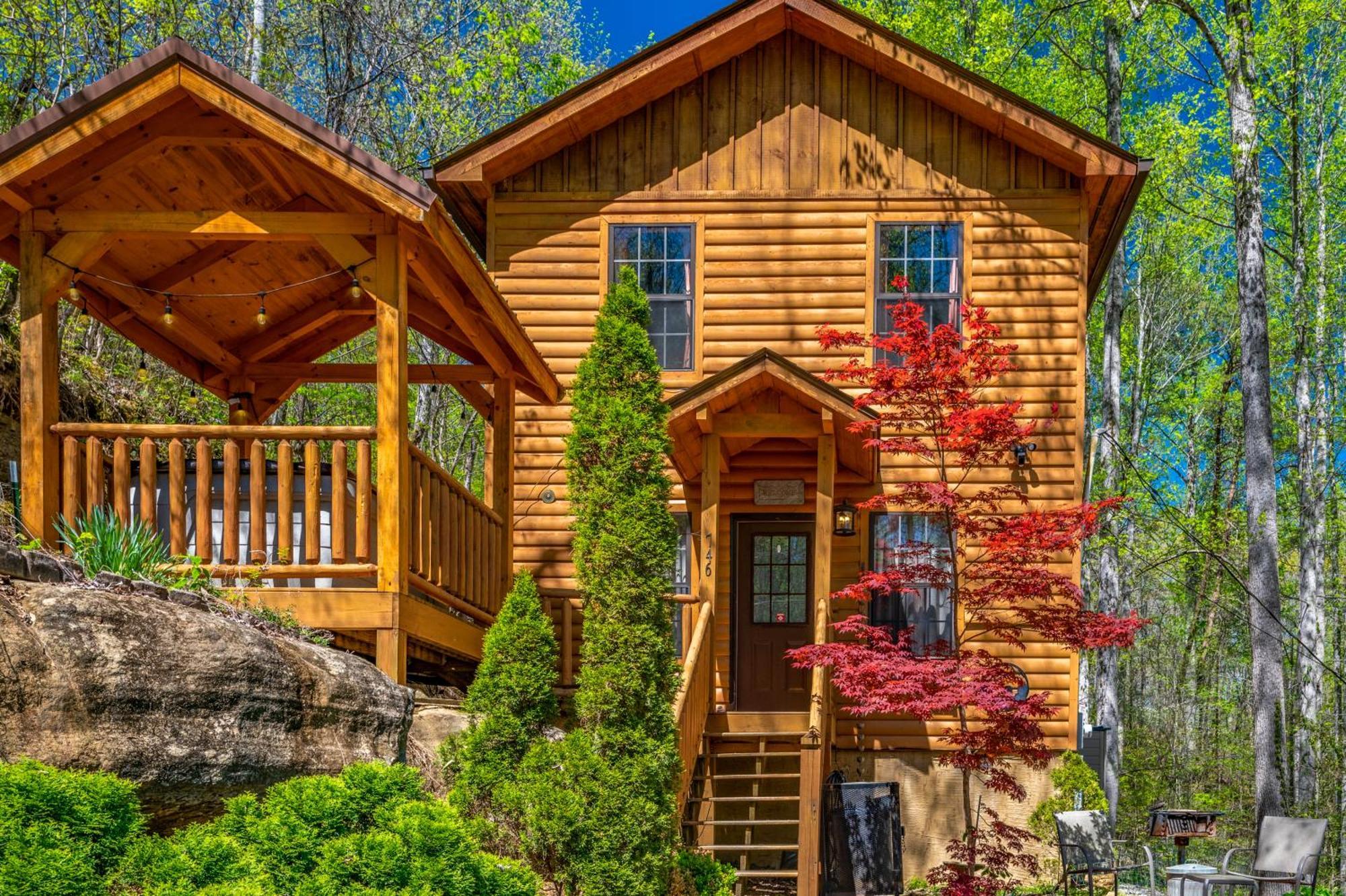 Permanent Vacation-Private Honeymoon Cabin With Hot Tub Sevierville Luaran gambar